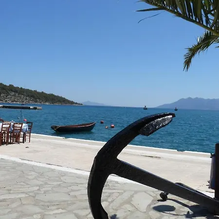 Saronis 3* Epidaurus