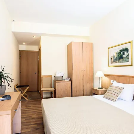 Hotel Saronis Epidaurus