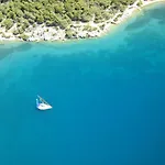 Saronis 3*