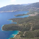 Saronis