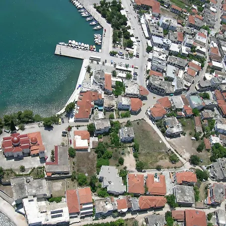 Hotel Saronis