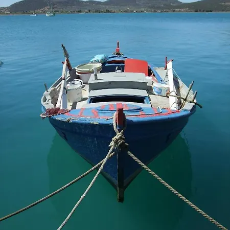 Saronis Отель Epidaurus