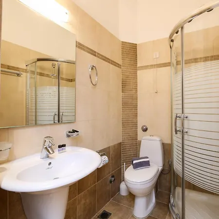 Saronis Otel Epidaurus