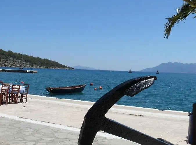 Saronis 3* Epidaurus